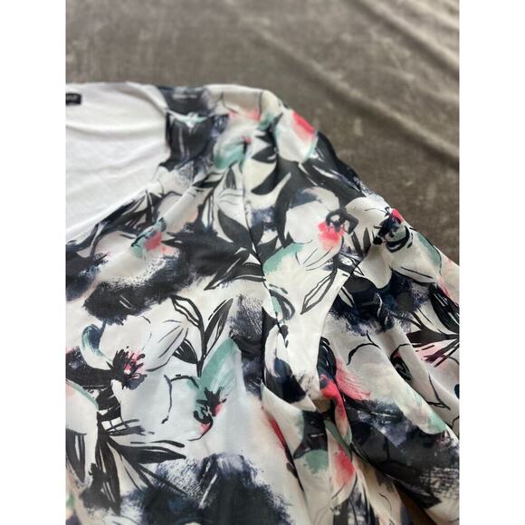 Lane Bryant Blouse Women 26/28‎ Plus White Floral 3/4 Sleeve V-Neck Lined Casual - Picture 3 of 5